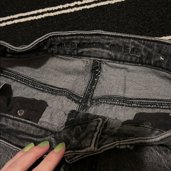 American Eagle Black/Grey Highest Rise High Rise Distressed Mom Jeans - Picture 2 of 5